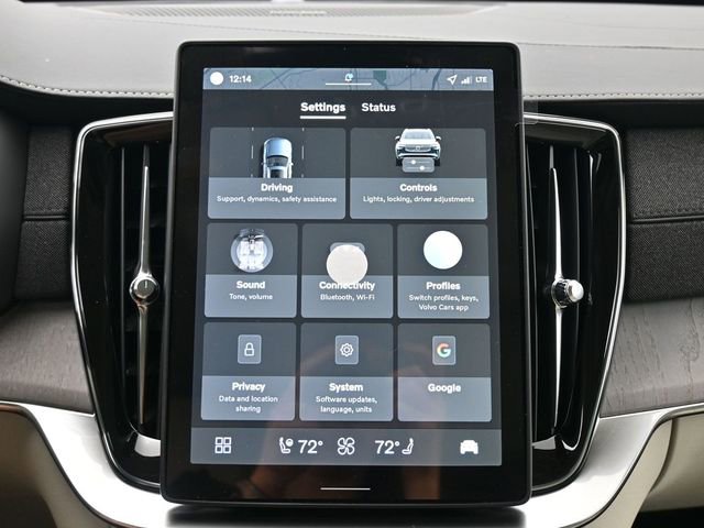 New 2026 Volvo XC90 B6 Ultra w/ Protection Package image 16