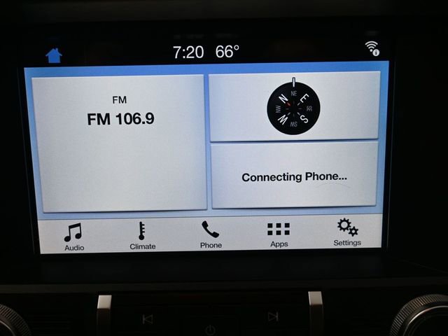 Used 2019 Ford Mustang Premium RWD image 3