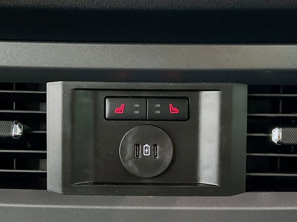 New 2025 Ford F350 Lariat w/ FX4 Off-Road Package image 29