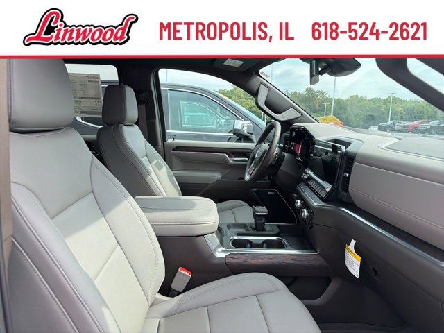 New 2026 GMC Sierra 1500 SLT w/ SLT Premium Plus Package image 13