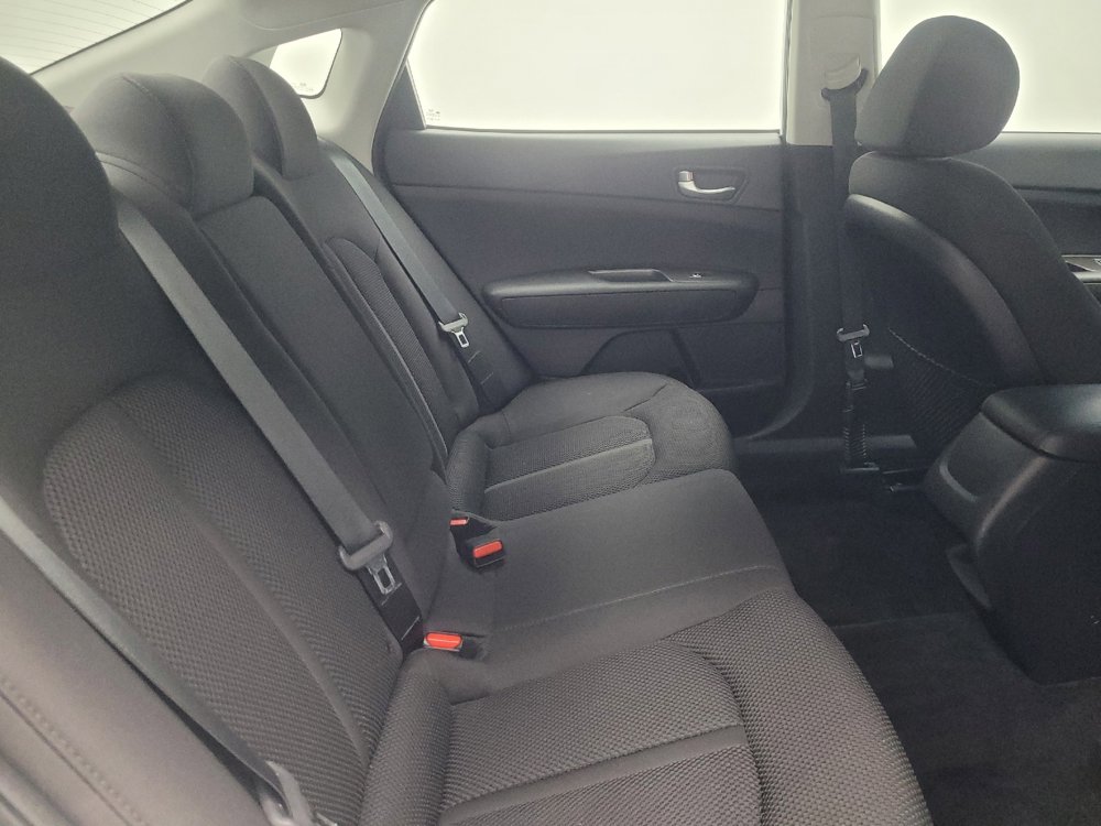 Used 2020 Kia Optima LX image 19