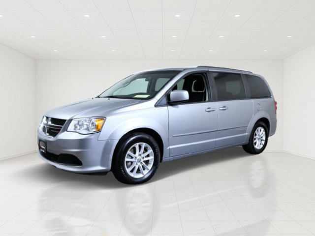 Used 2016 Dodge Grand Caravan SXT FWD image 2