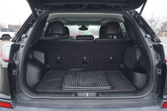 Used 2022 Jeep Cherokee Trailhawk w/ Sun, Sound & Nav Group image 19