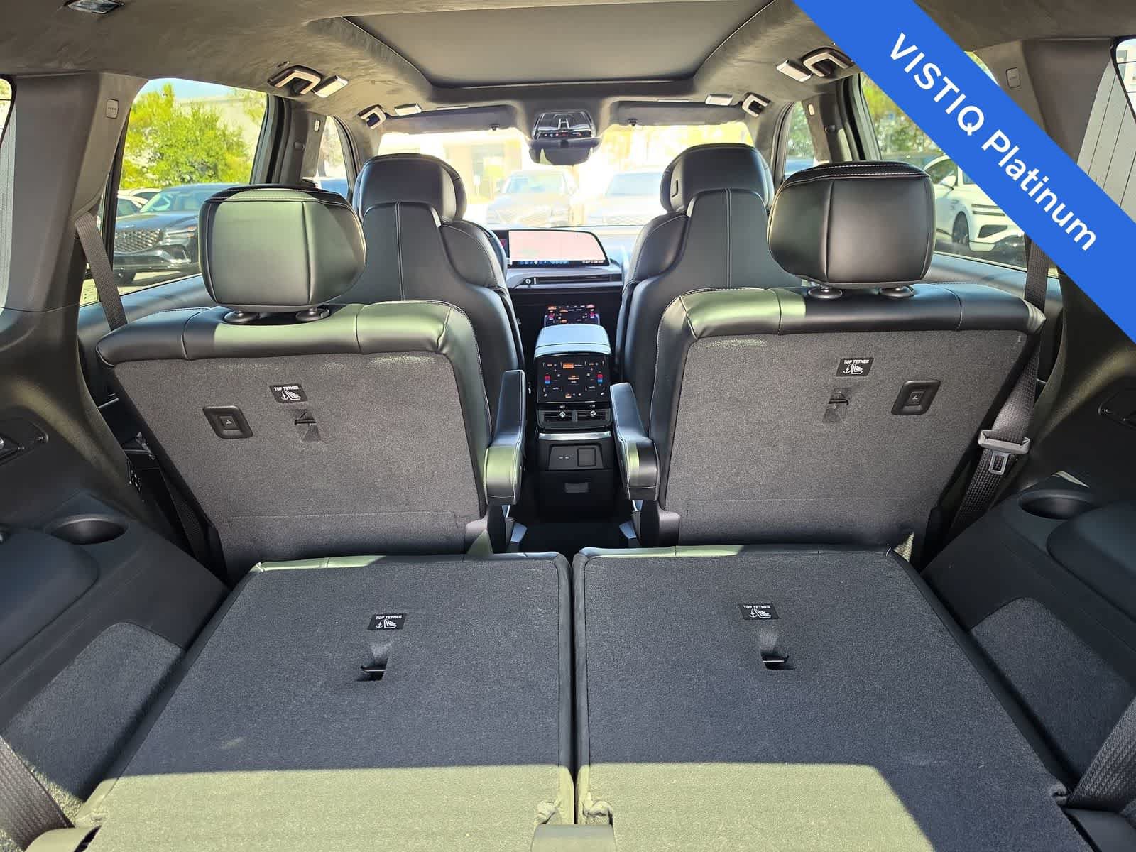 Used 2026 Cadillac Vistiq Platinum w/ LPO, Floor Liner Package AWD/4WD image 22