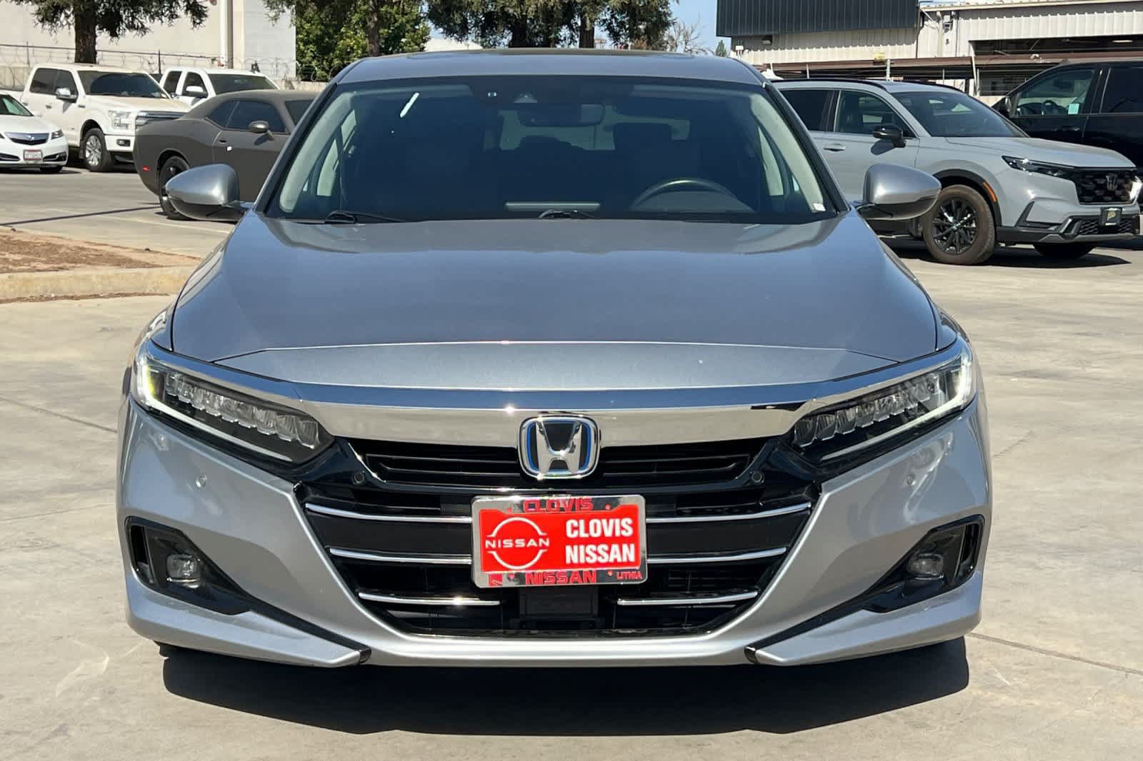 Used 2022 Honda Accord Touring image 11