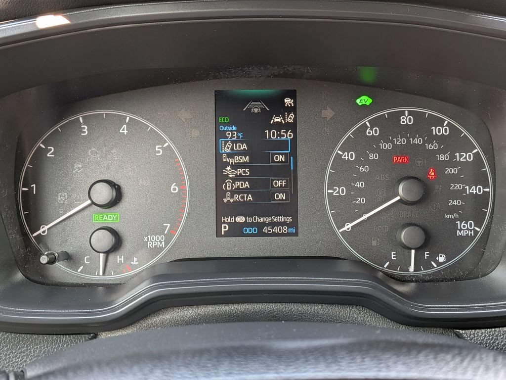 Used 2023 Toyota Corolla SE w/ SE Package FWD image 21