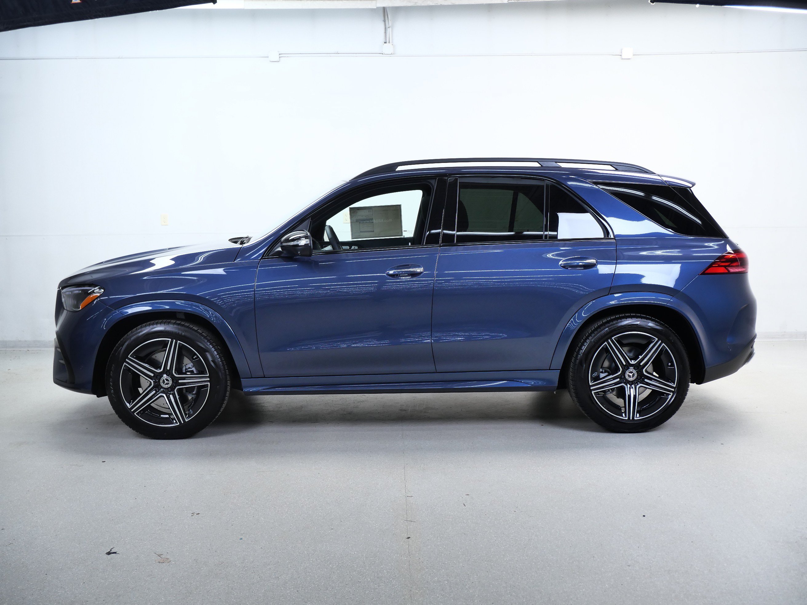 New 2026 Mercedes-Benz GLE 350 4MATIC image 5