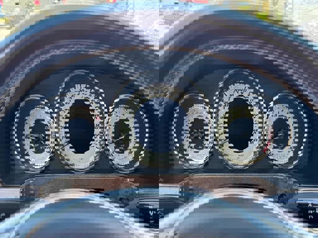 Used 2014 Mercedes-Benz E 350 4MATIC Sedan w/ Premium 1 Package image 20