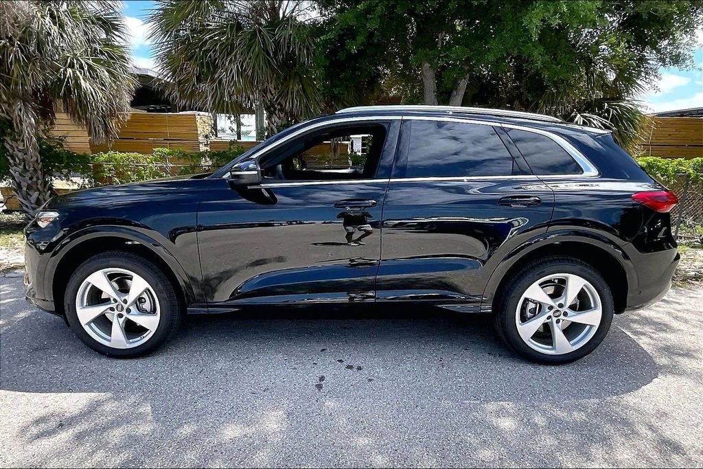 New 2026 Audi Q5 Premium Plus AWD/4WD image 8