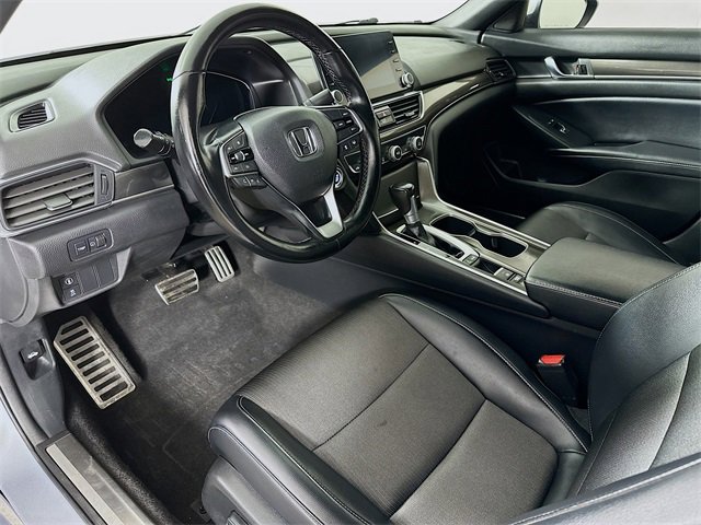 Used 2018 Honda Accord Sport image 16