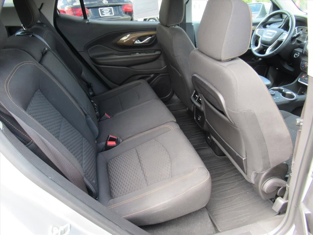 Used 2018 GMC Terrain SLE w/ Driver Convenience Package FWD image 29
