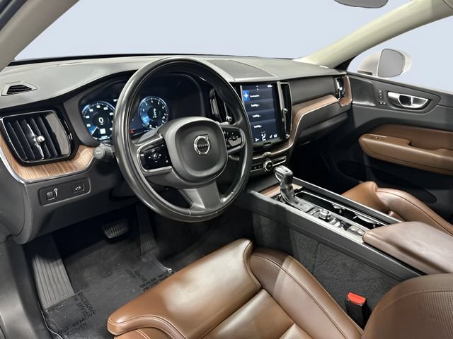 Used 2019 Volvo XC60 T6 Inscription w/ Protection Package Premier AWD/4WD image 13