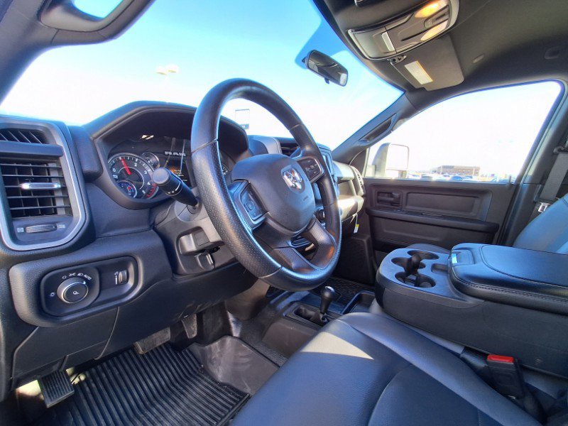 Used 2024 RAM 2500 Tradesman w/ Chrome Appearance Group image 9