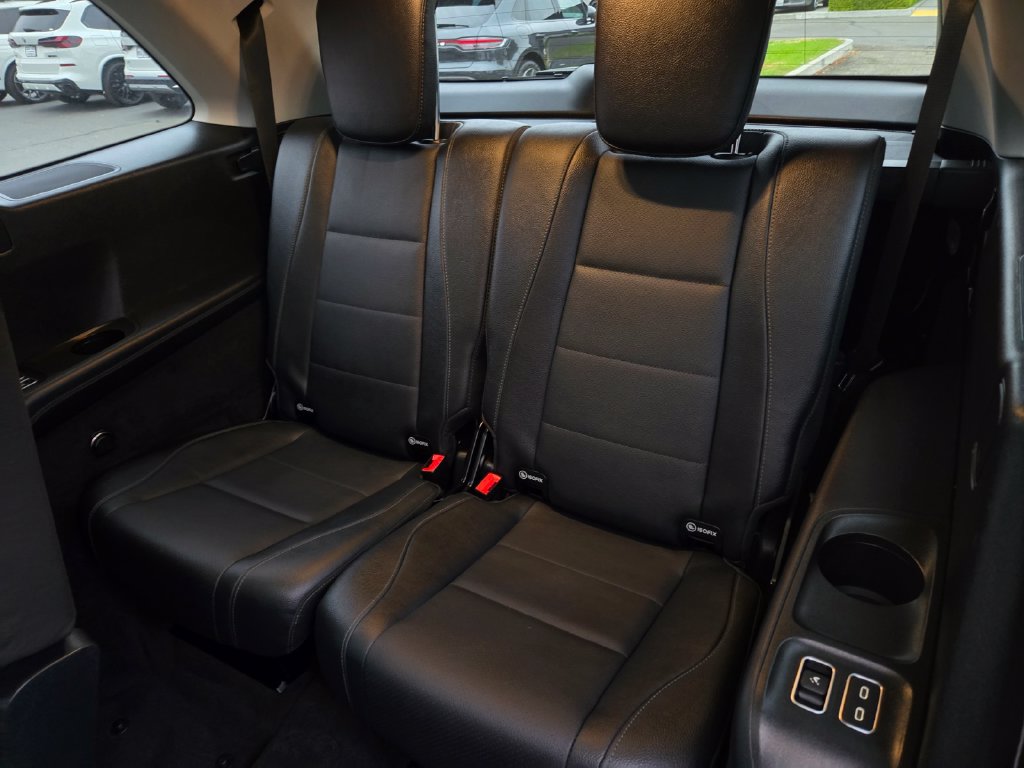 Used 2024 Mercedes-Benz GLS 450 4MATIC image 14