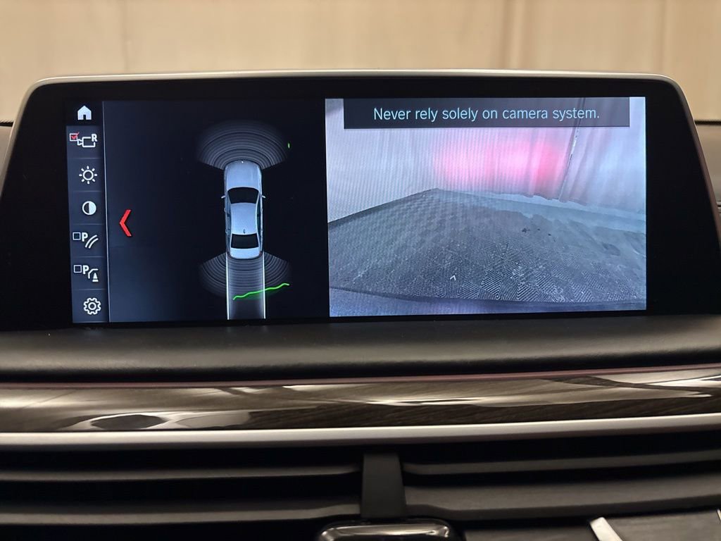 Used 2019 BMW 750i xDrive w/ Executive Package image 19