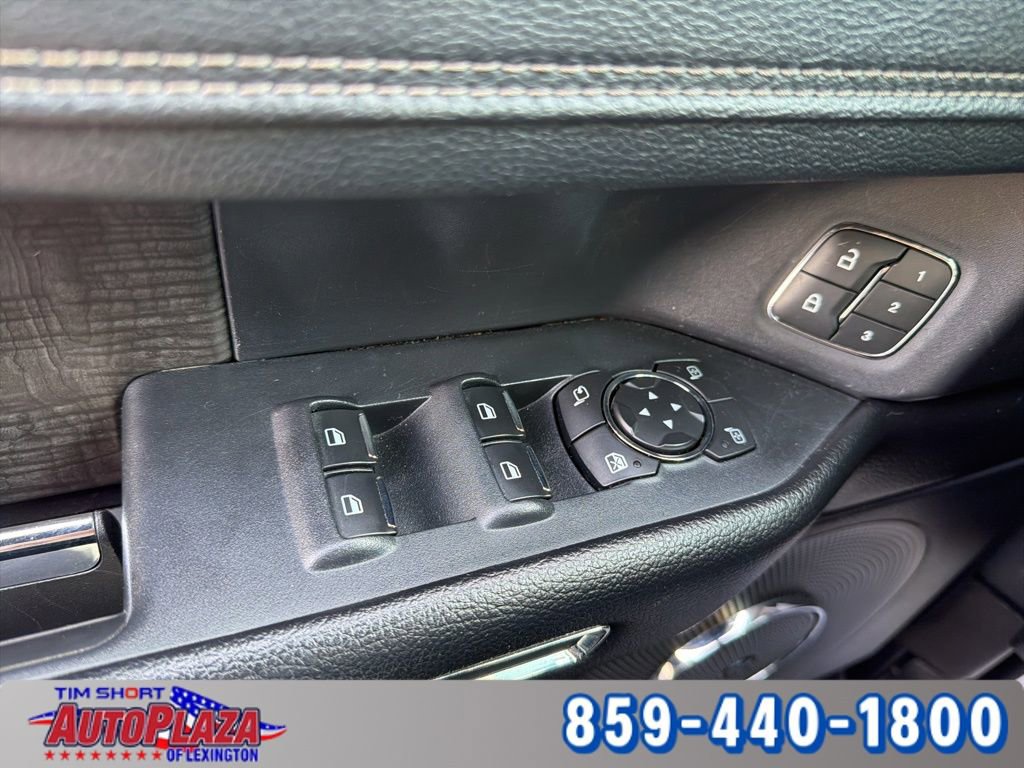 Used 2020 Ford Expedition Limited image 18