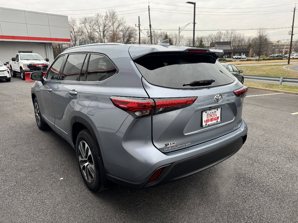 Used 2020 Toyota Highlander XLE image 7