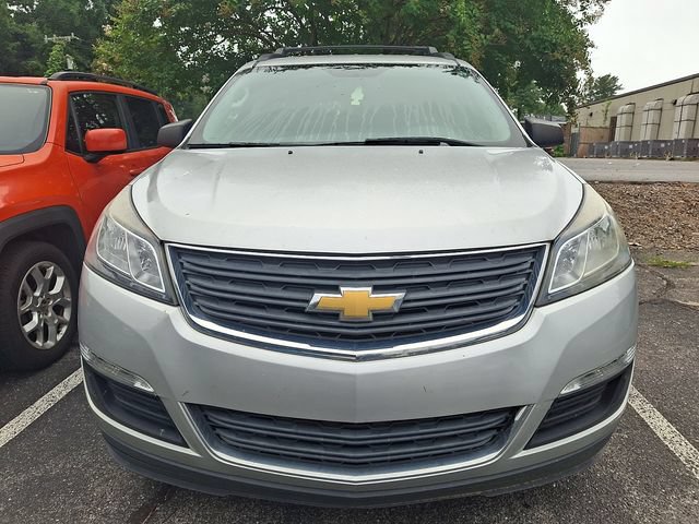 Used 2017 Chevrolet Traverse LS w/ LPO, 'HIT The Road' Package AWD/4WD image 2