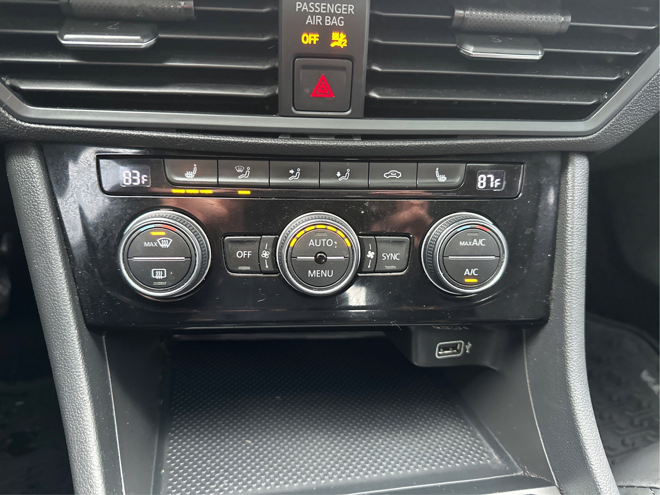 Used 2019 Volkswagen Jetta SEL FWD image 31