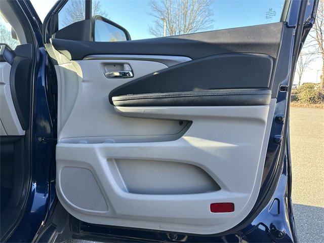 Used 2016 Honda Pilot LX image 30