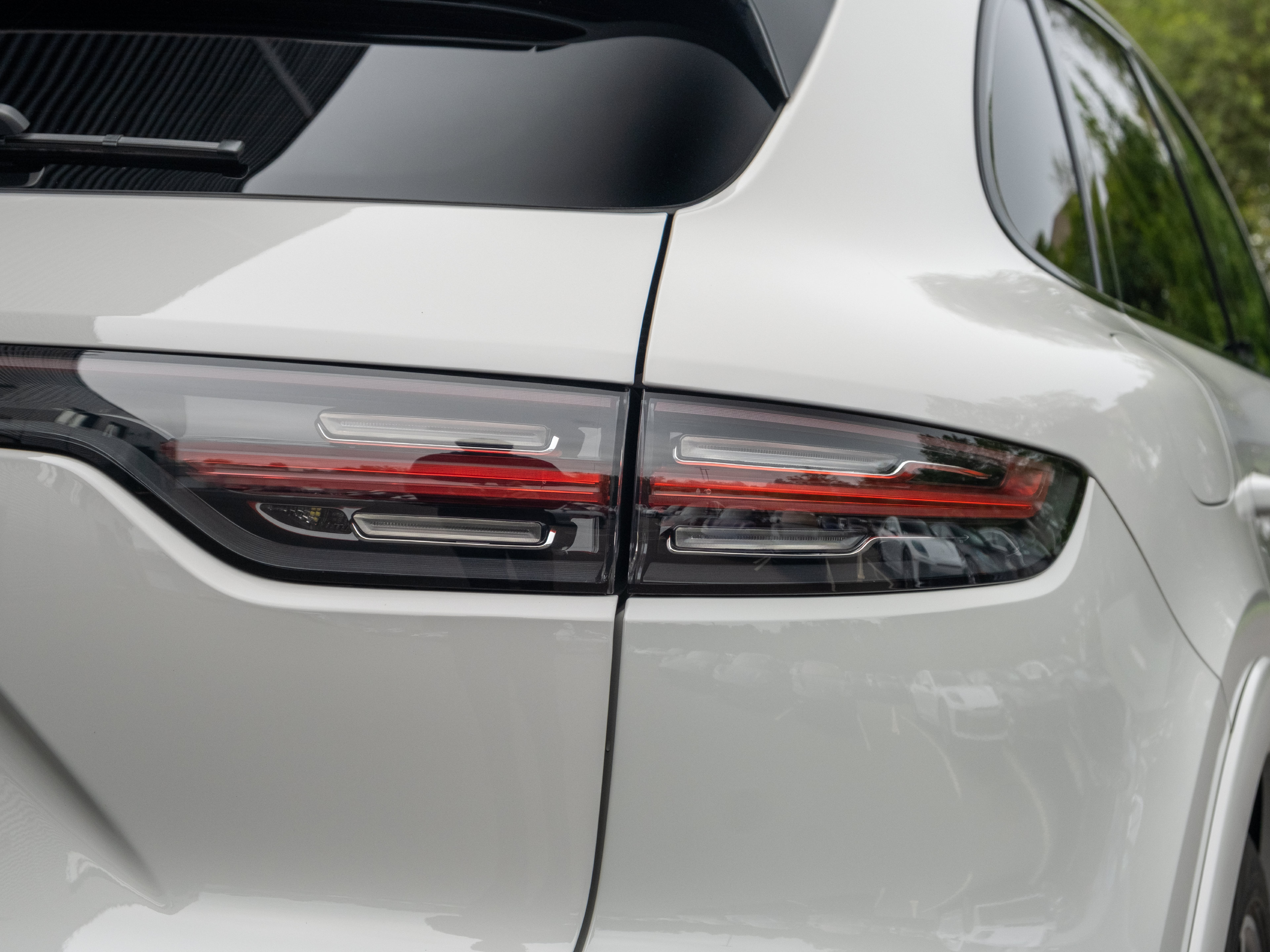 Certified 2023 Porsche Cayenne Turbo AWD/4WD image 21