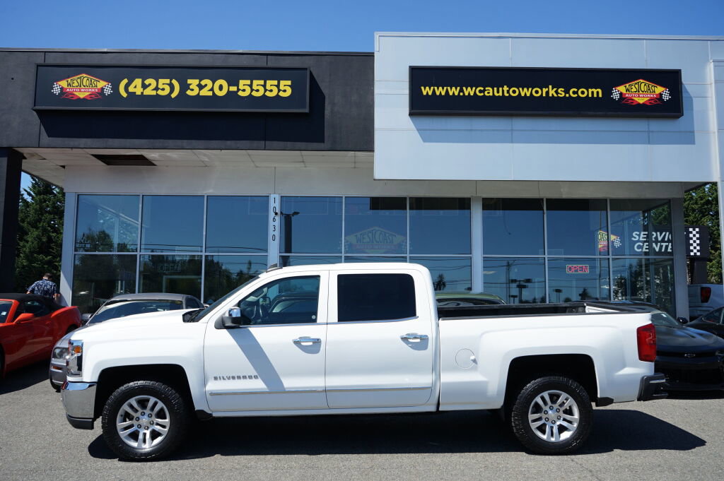 Used 2018 Chevrolet Silverado 1500 LTZ w/ LTZ Plus Package image 2