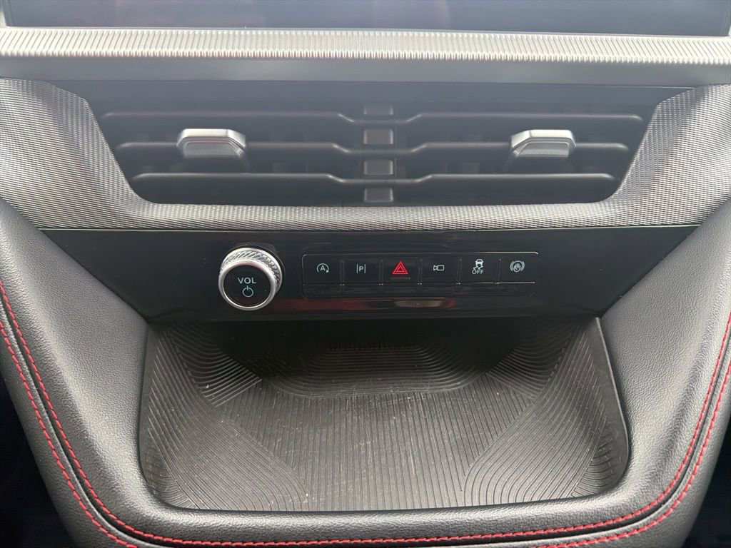 Used 2025 Ford Explorer ST-Line image 28