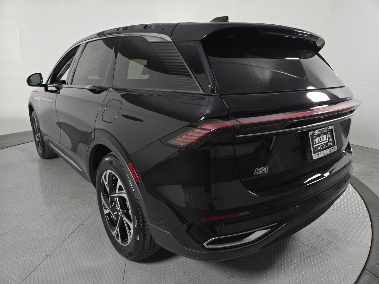 New 2026 Lincoln Nautilus Premier image 7