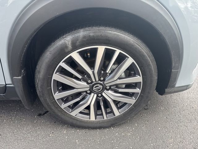 Used 2021 Nissan Kicks SV FWD image 20