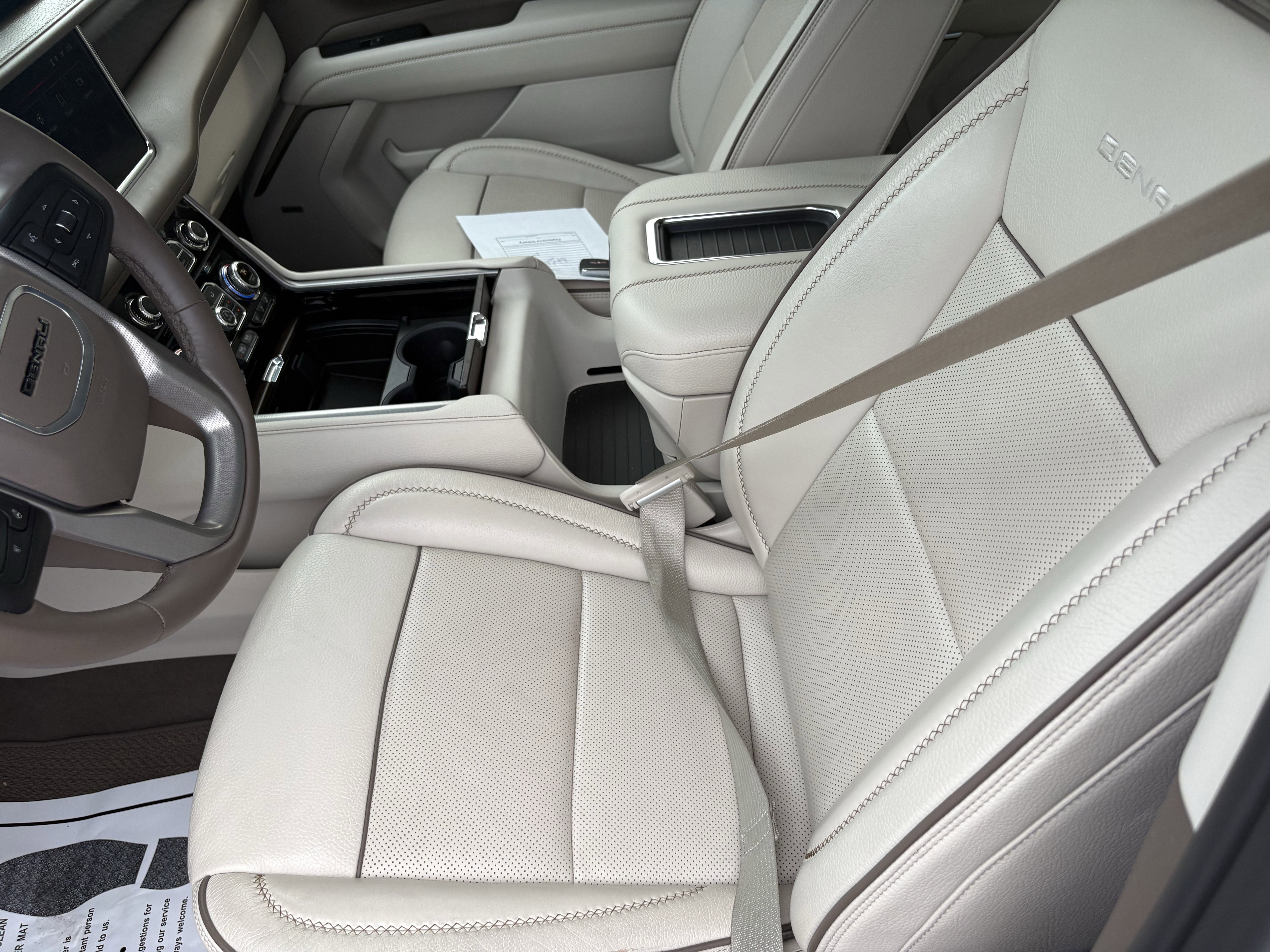 Used 2024 GMC Yukon Denali image 10