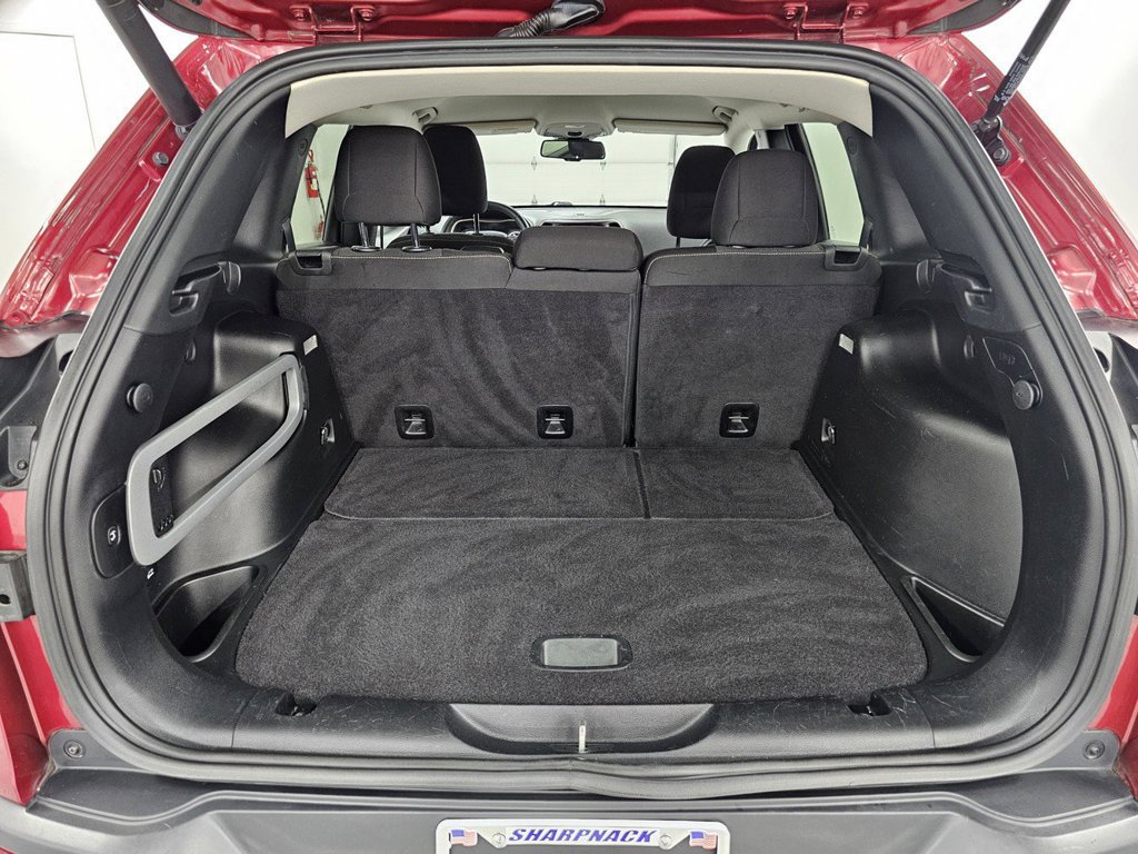 Used 2015 Jeep Cherokee Latitude w/ Comfort/Convenience Group FWD image 28