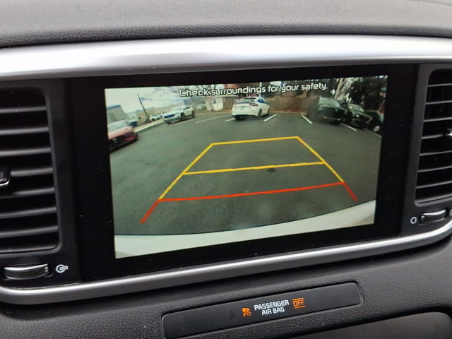 Used 2021 Kia Sportage LX image 17