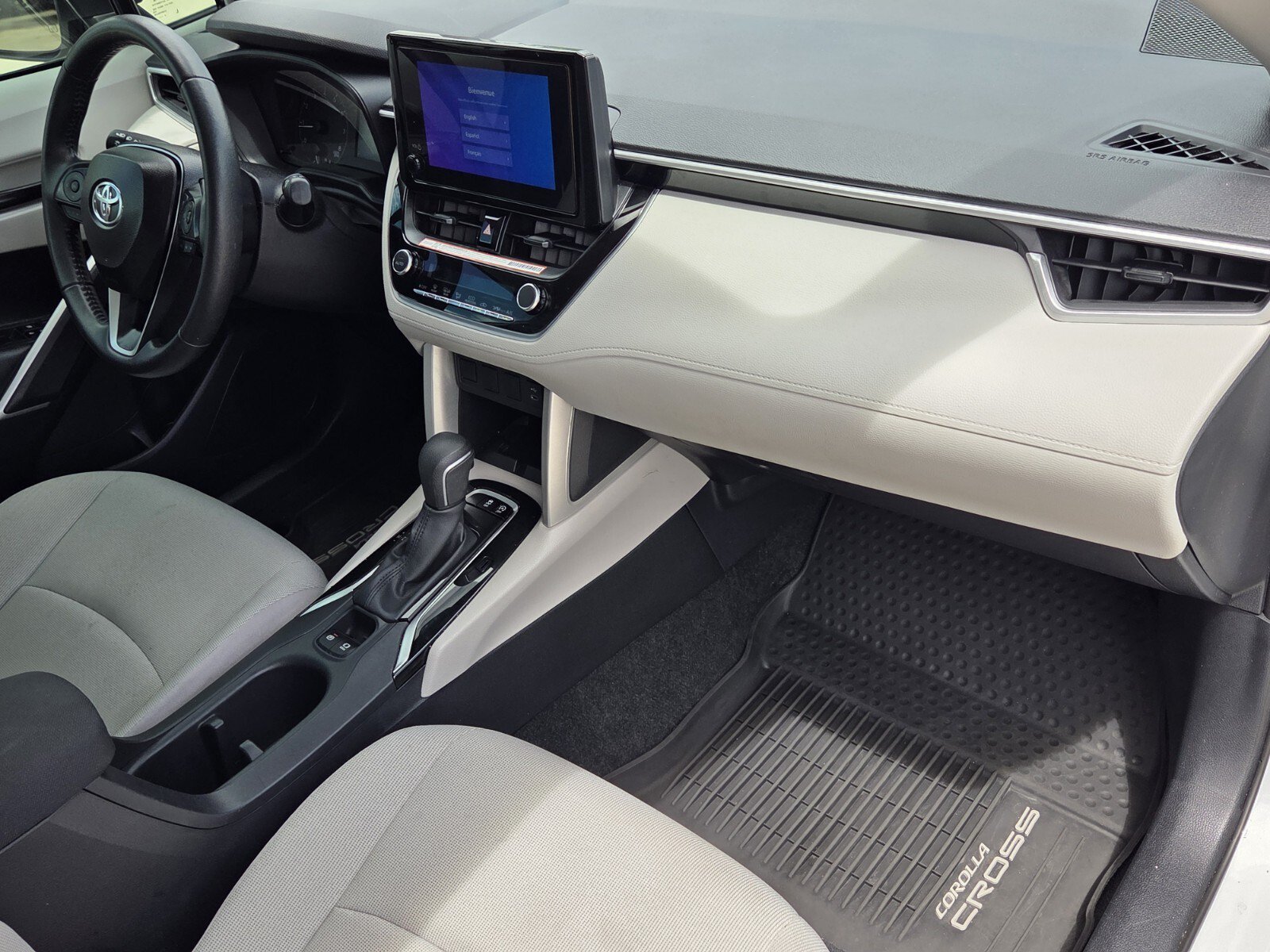 Certified 2025 Toyota Corolla Cross LE FWD image 12