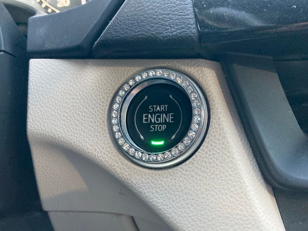 Used 2023 Cadillac CT4 Luxury w/ Cold Weather Package RWD image 16