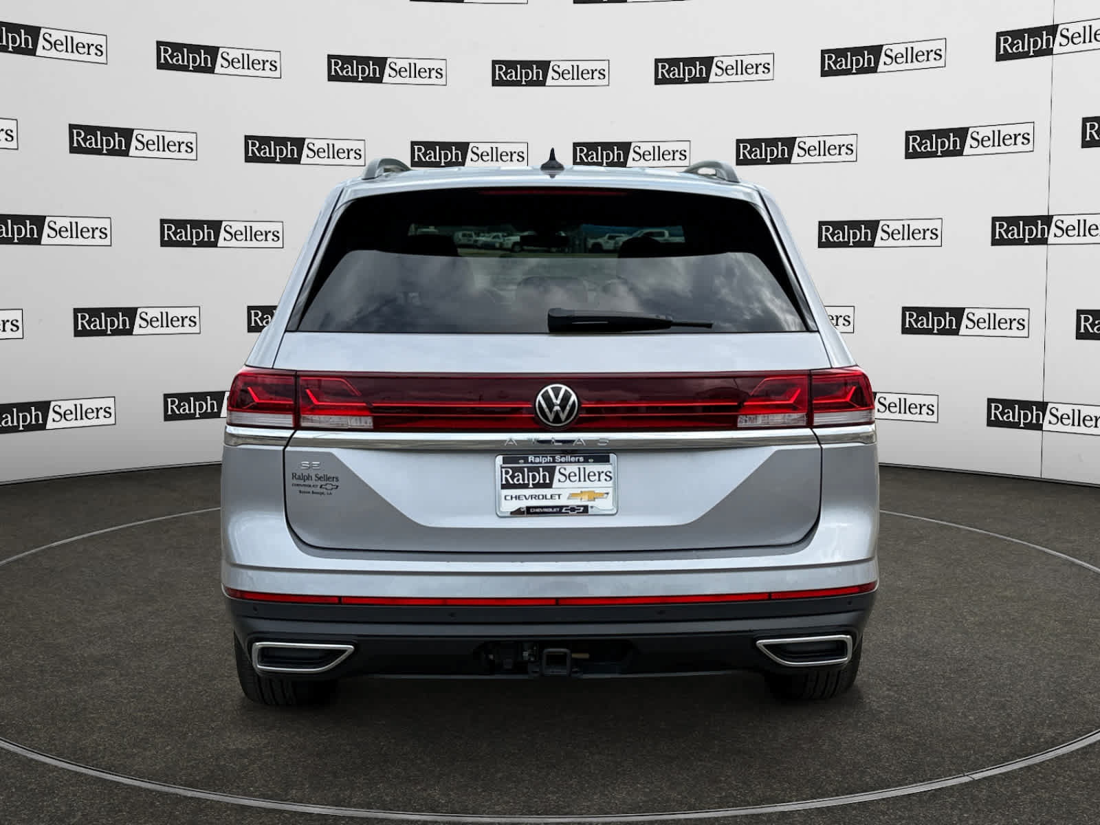 Used 2025 Volkswagen Atlas SE FWD image 5