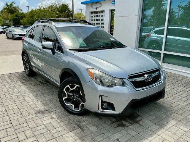 Used 2017 Subaru Crosstrek 2.0i Limited image 1