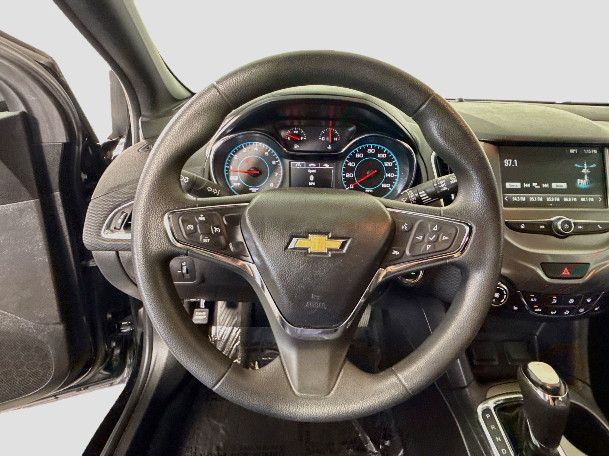 Used 2017 Chevrolet Cruze LT w/ Convenience Package FWD image 13