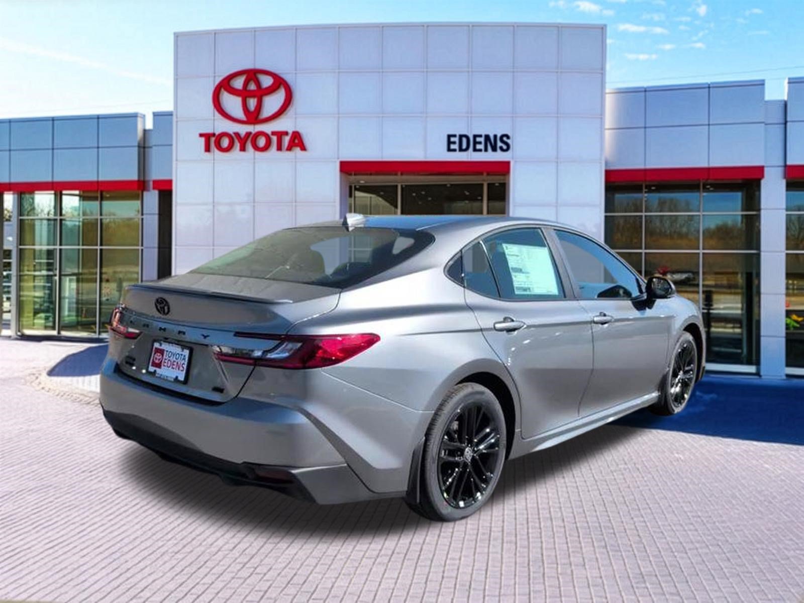 New 2026 Toyota Camry SE AWD/4WD image 3