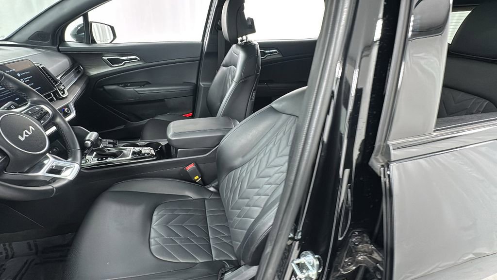 Used 2025 Kia Sportage X-Line w/ Premium Package image 10