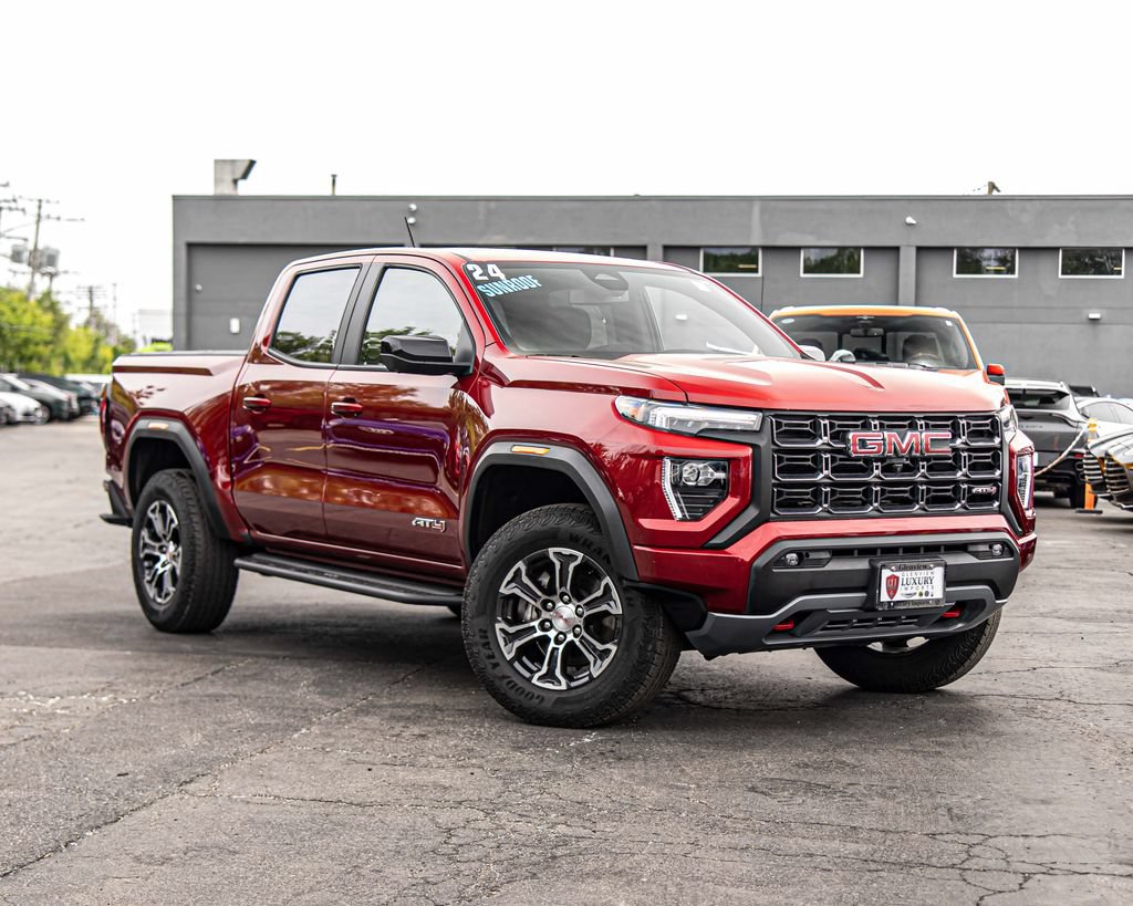 Used 2024 GMC Canyon AT4 w/ AT4 Premium Package AWD/4WD image 5