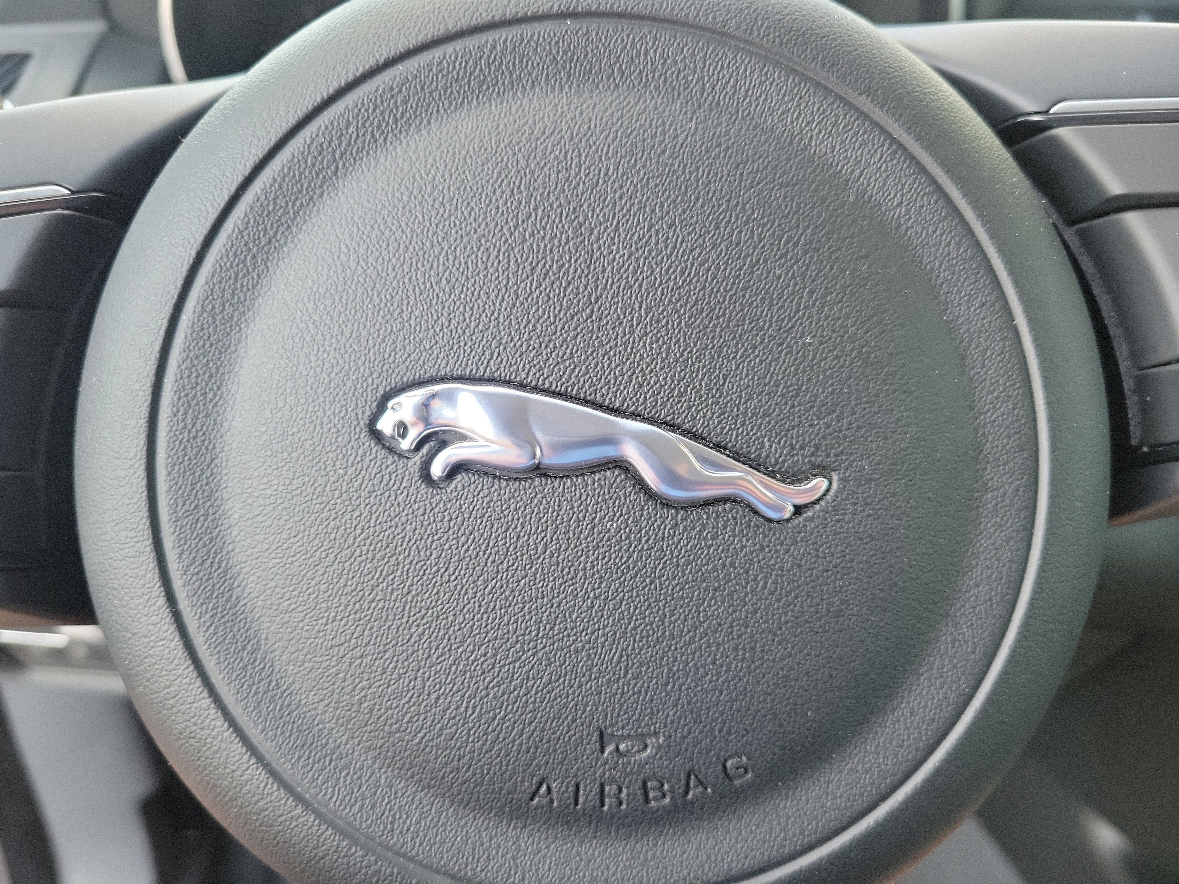 Used 2019 Jaguar E-PACE S AWD/4WD image 24