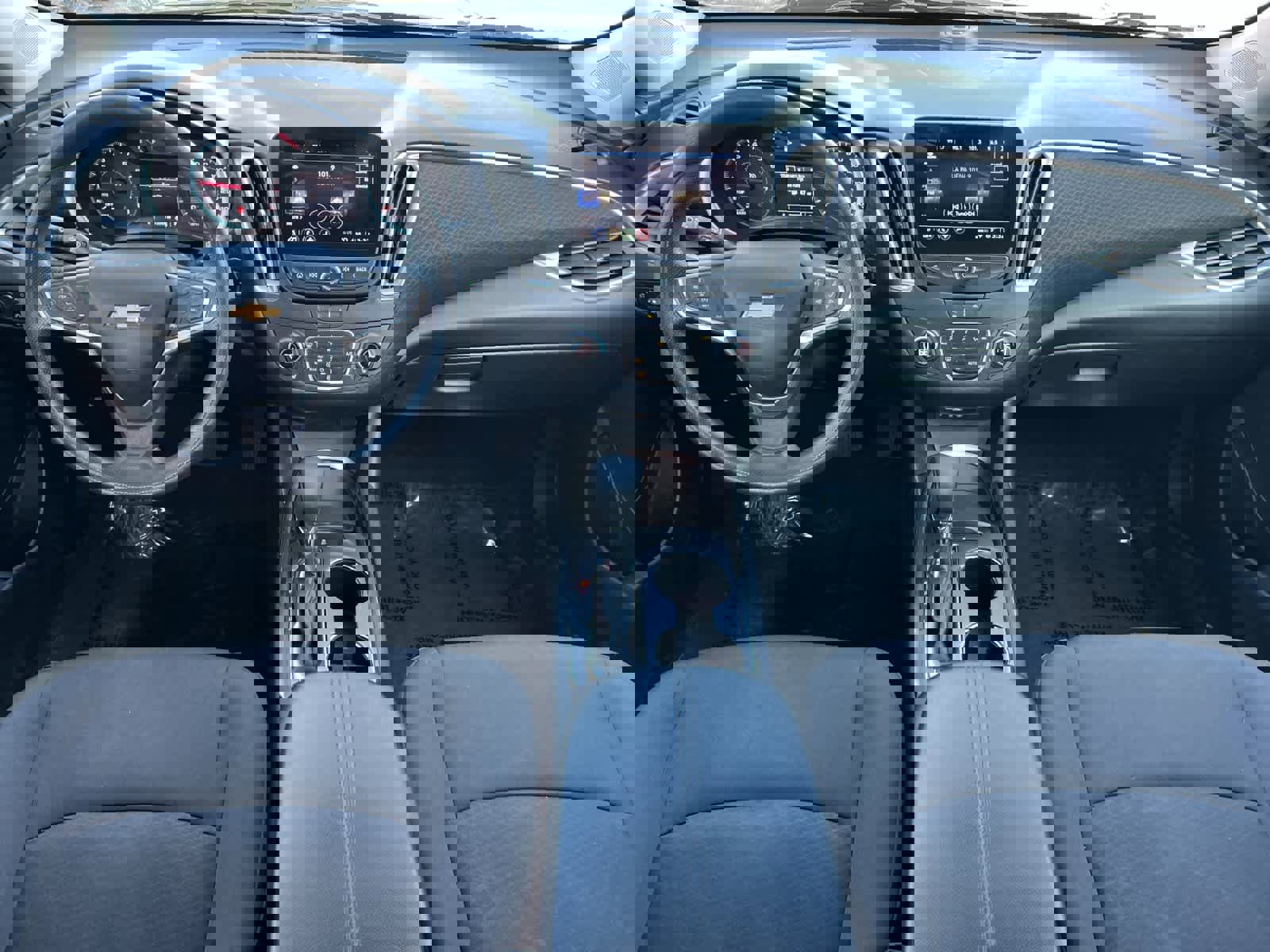 Used 2023 Chevrolet Malibu LT image 4