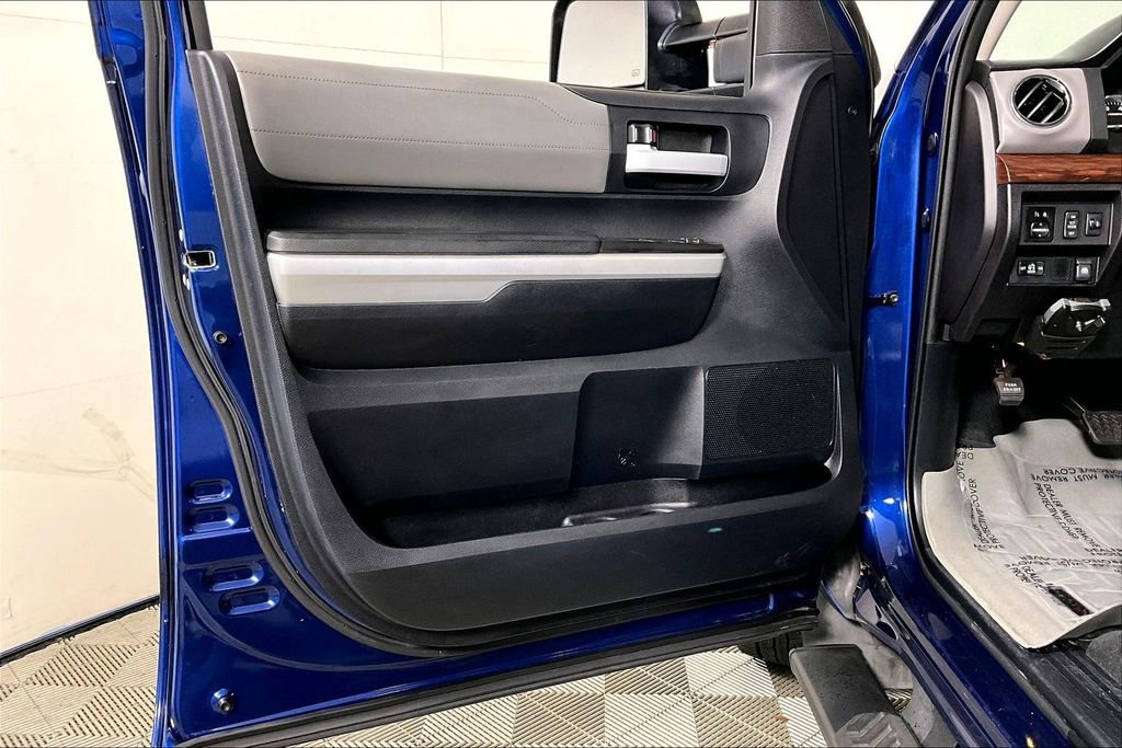 Used 2014 Toyota Tundra Limited image 23