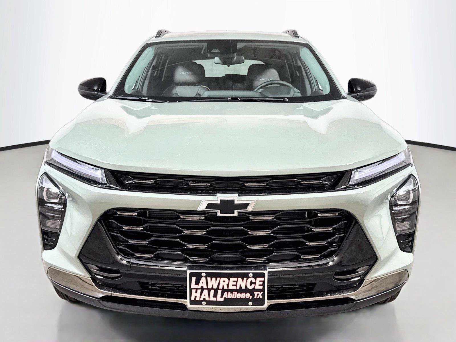 New 2026 Chevrolet Trax ACTIV w/ Driver Confidence Package FWD image 2