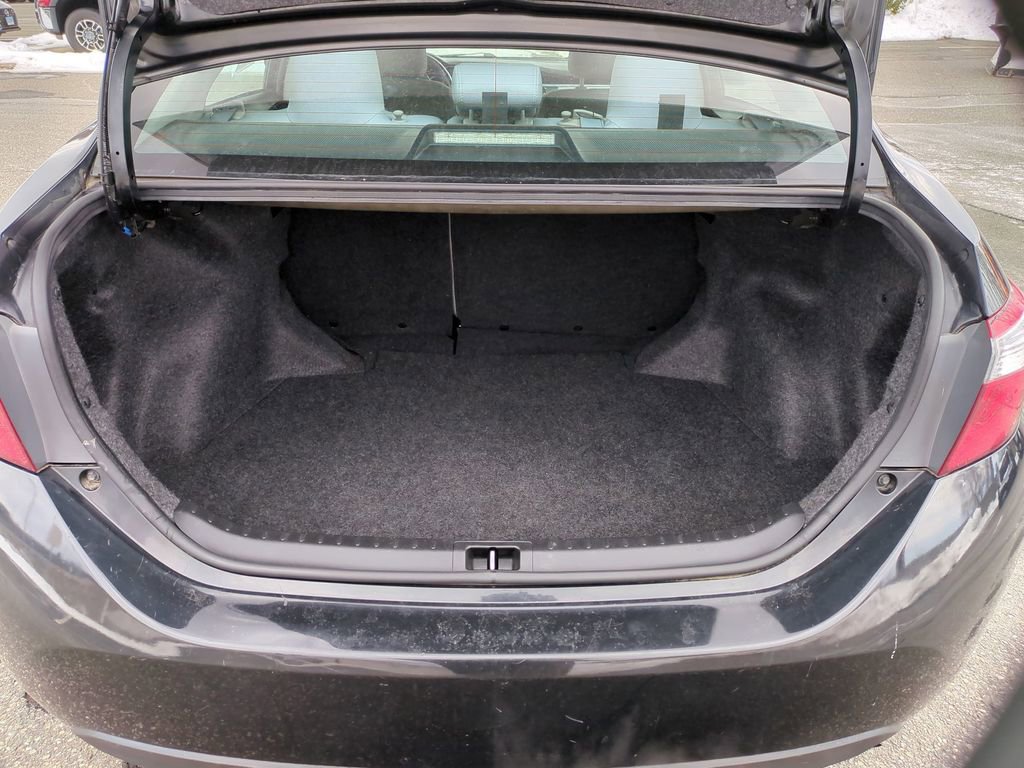 Used 2016 Toyota Corolla LE image 20