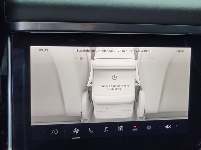 Used 2022 Tesla Model X Plaid AWD/4WD image 18