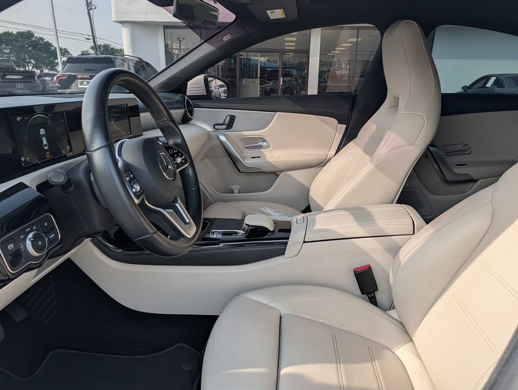 Used 2020 Mercedes-Benz CLA 250 image 27
