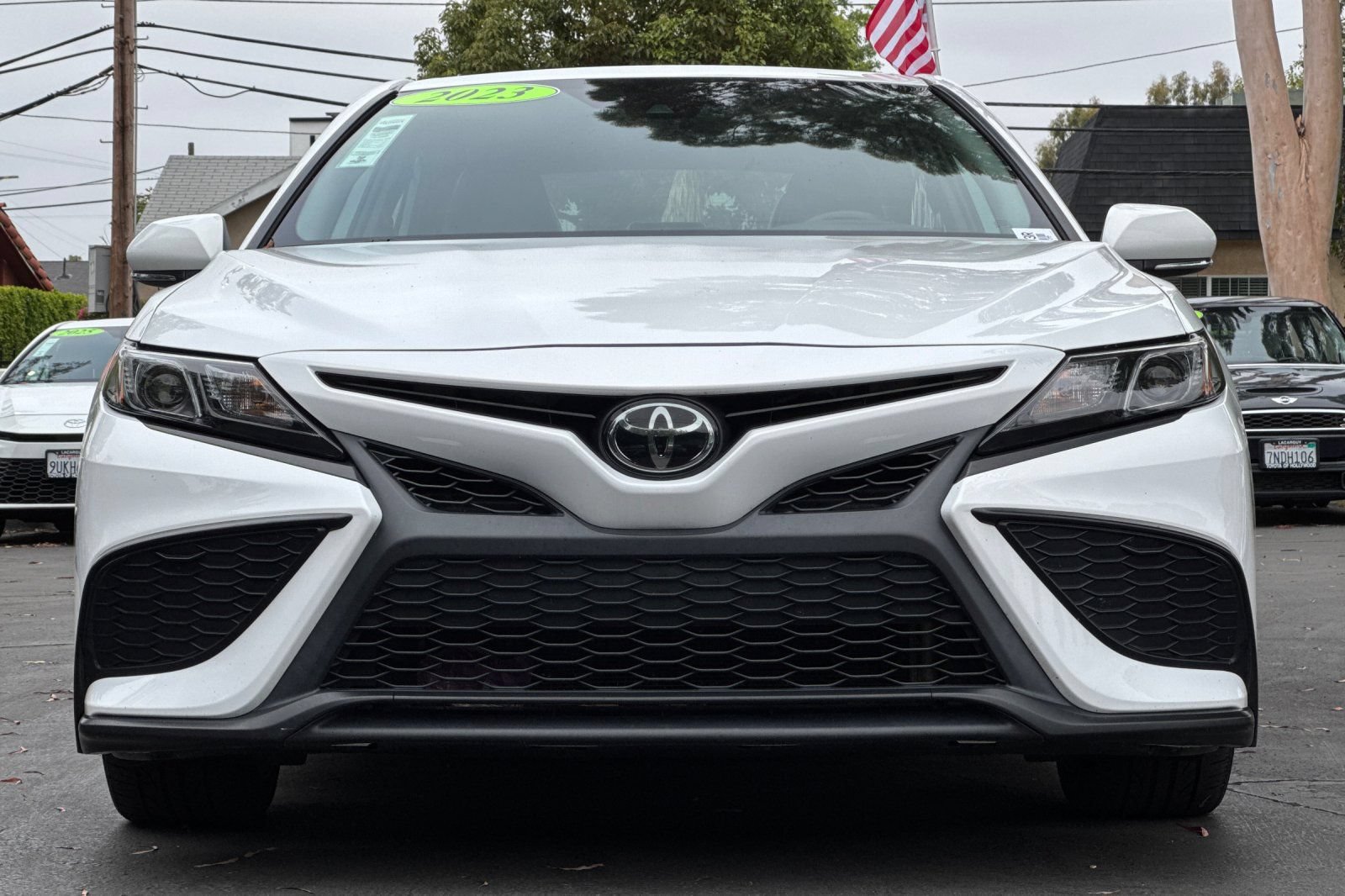 Used 2023 Toyota Camry SE FWD image 10