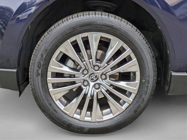 Used 2021 Toyota Venza Limited w/ Advanced Technology Package image 23