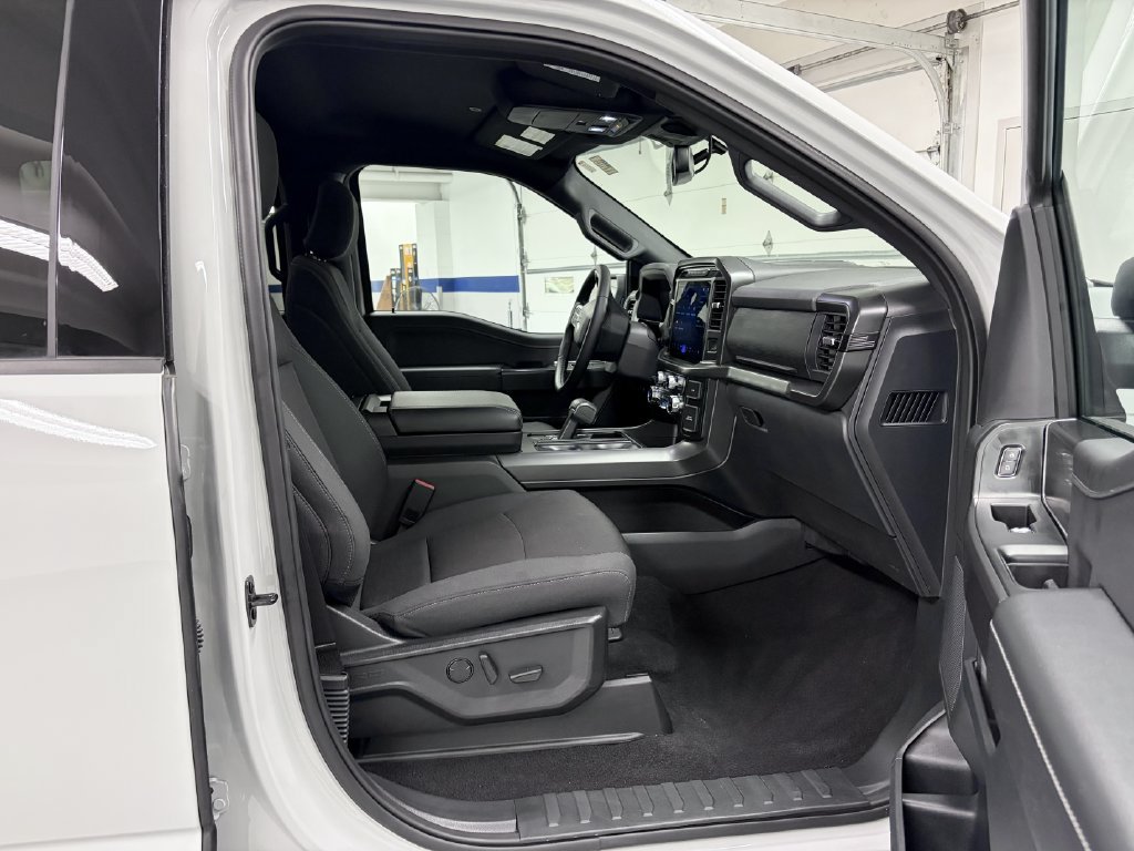Used 2024 Ford F150 XLT w/ Equipment Group 302A MID AWD/4WD image 17